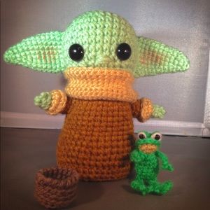Baby Yoda/ The Child Crochet Plush